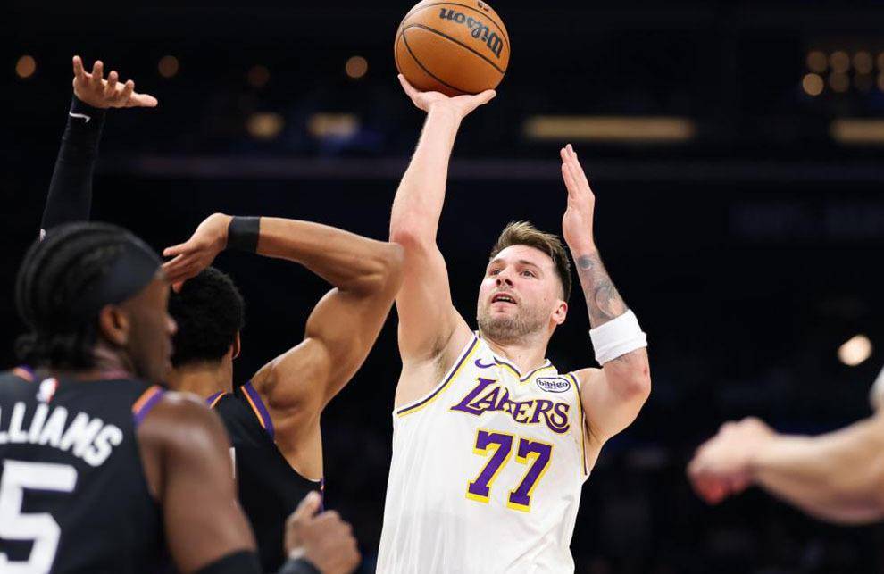 九游游戏关于刚刚！Faker连续二十场比赛得分超过精彩发挥东契奇赛事官方发布连败新规，上海申花冲刺阶段回应争议的信息