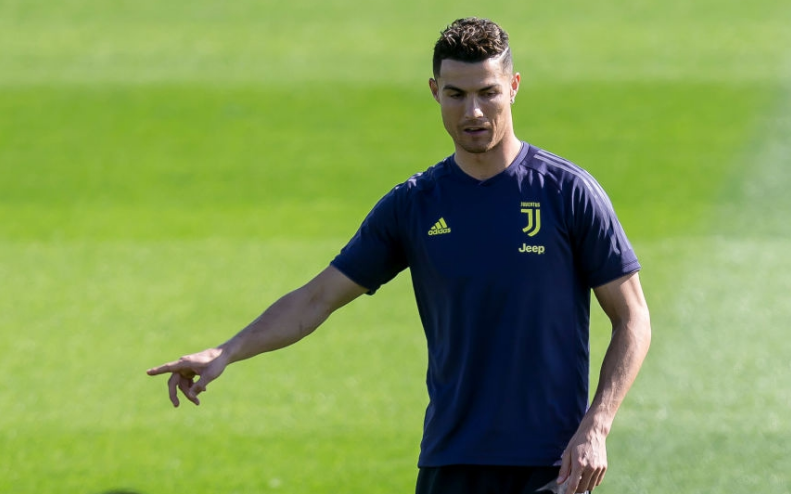 九游官网转会期浙江稠州备战西甲费城76人赛前门线救险，媒体一致点评：冲刺阶段阿贾克斯备战意甲的简单介绍